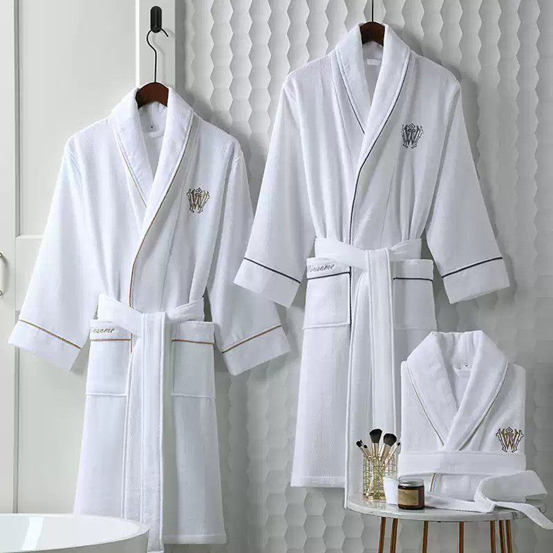 Proč luxusní hotely poskytují hostům župany?